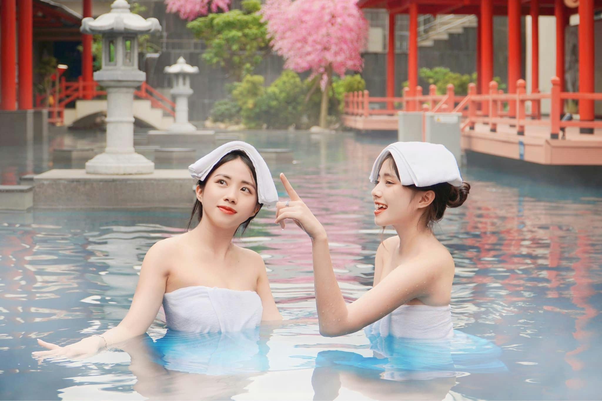 Mikazuki Onsen Experience in Da Nang Discount