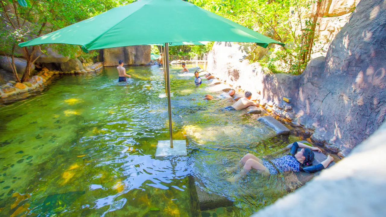 Than Tai Hot Spring Park Ticket Location