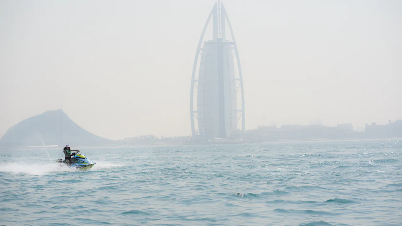 30 Min Dubai Jet Ski & Burj Al Arab View with English Breakfast