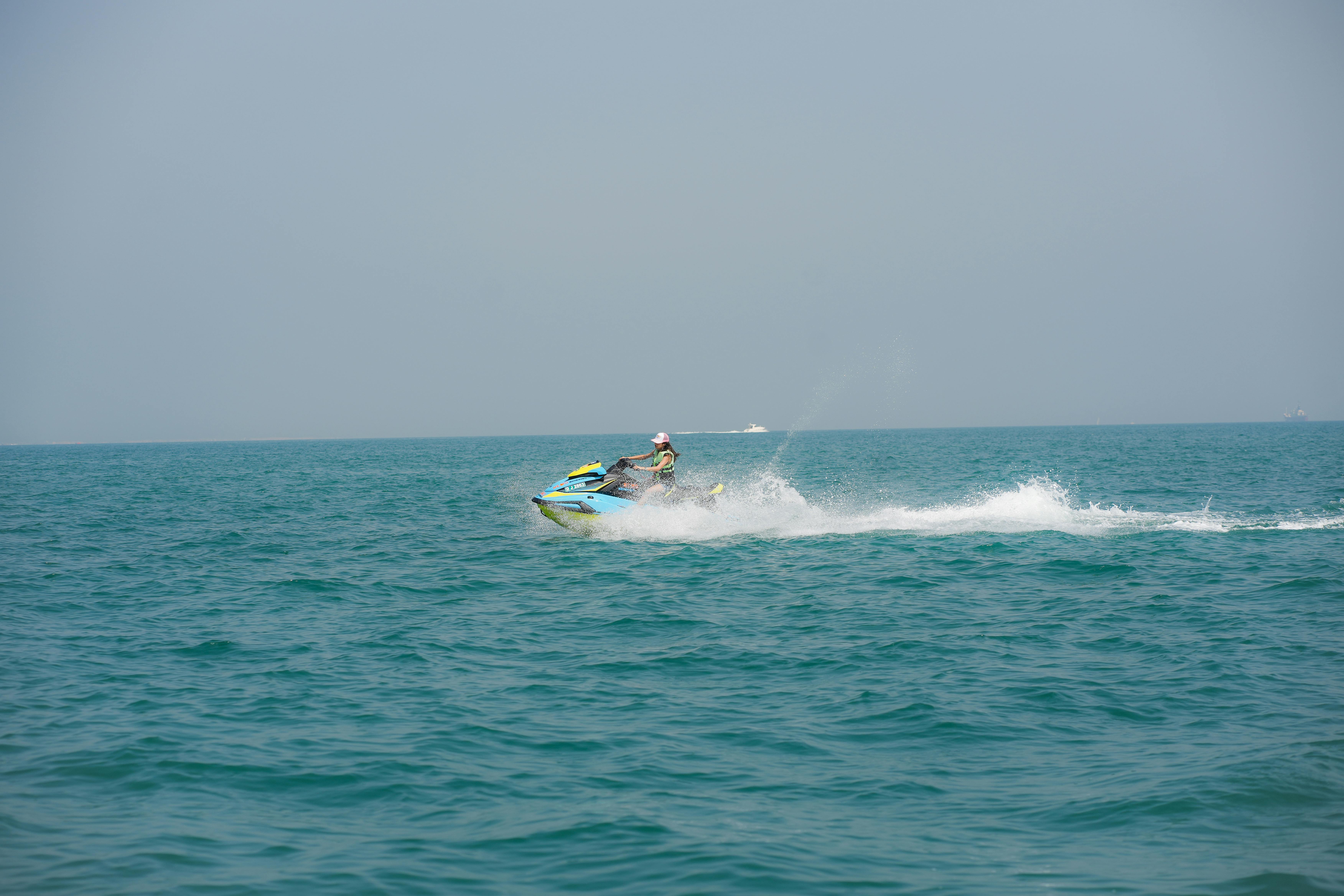 30 Min Dubai Jet Ski & Burj Al Arab View with English Breakfast Price