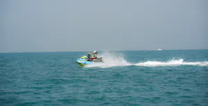 30 Min Dubai Jet Ski & Burj Al Arab View with English Breakfast