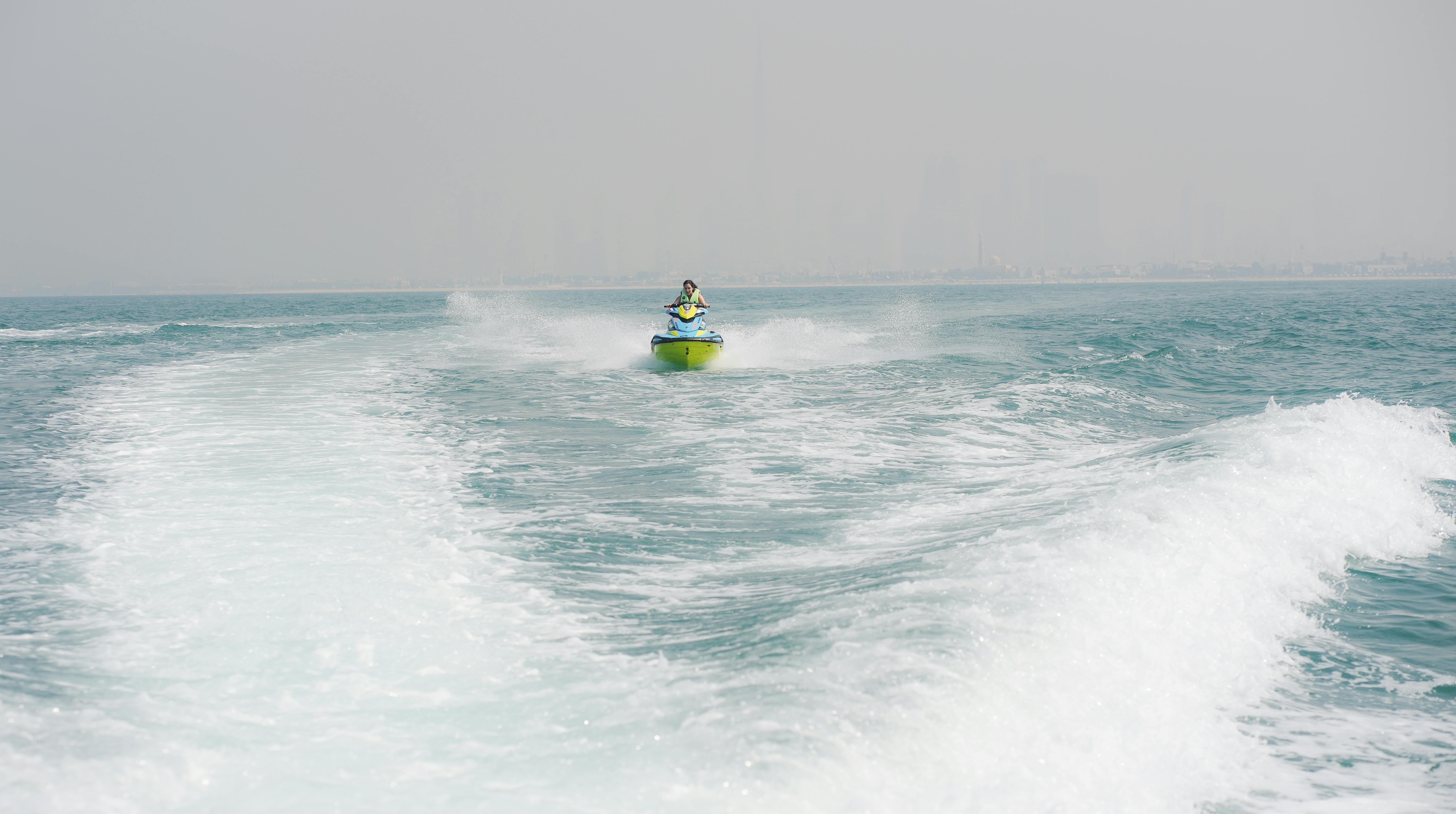 30 Min Dubai Jet Ski & Burj Al Arab View with English Breakfast 