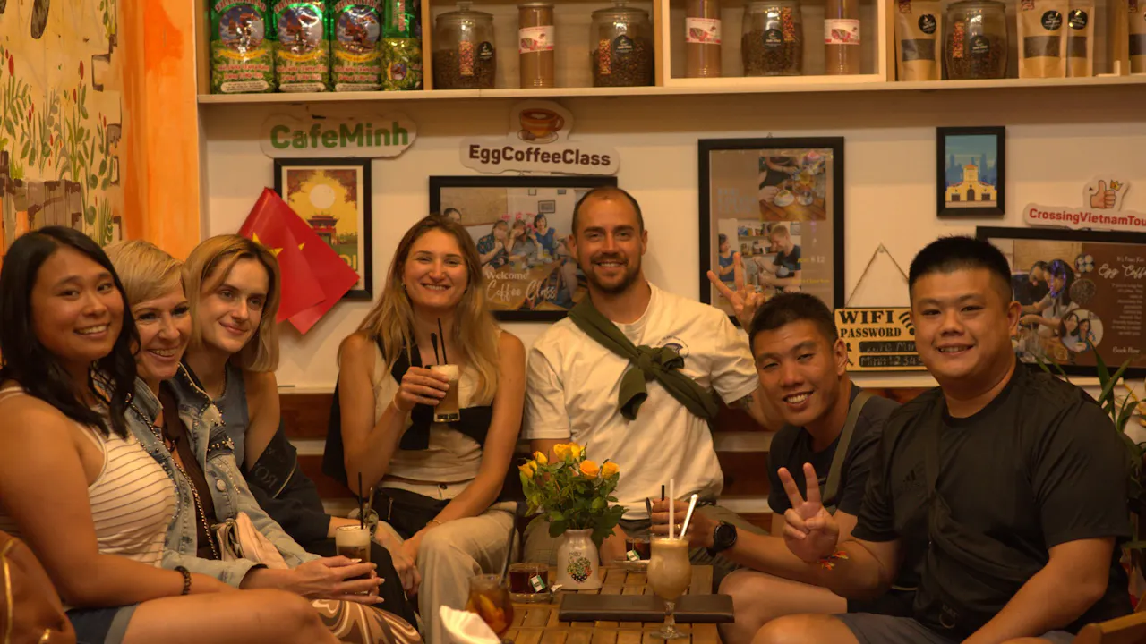 Hanoi: Small-Group Street Food Walking Tour