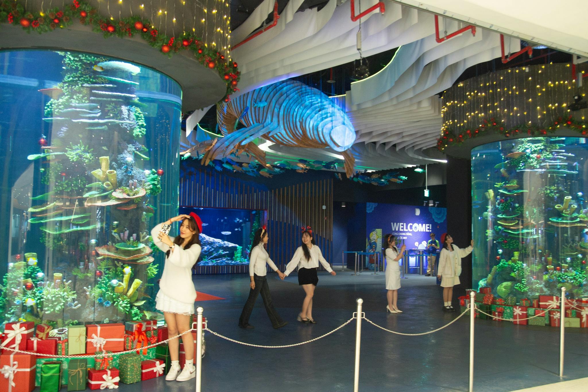 Lotte World Aquarium Hanoi 